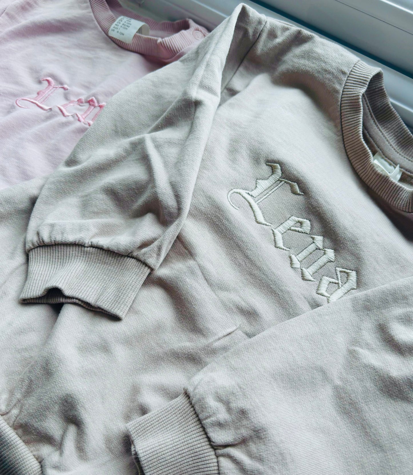 Baby/Kids Embroidered Name Sweatshirt