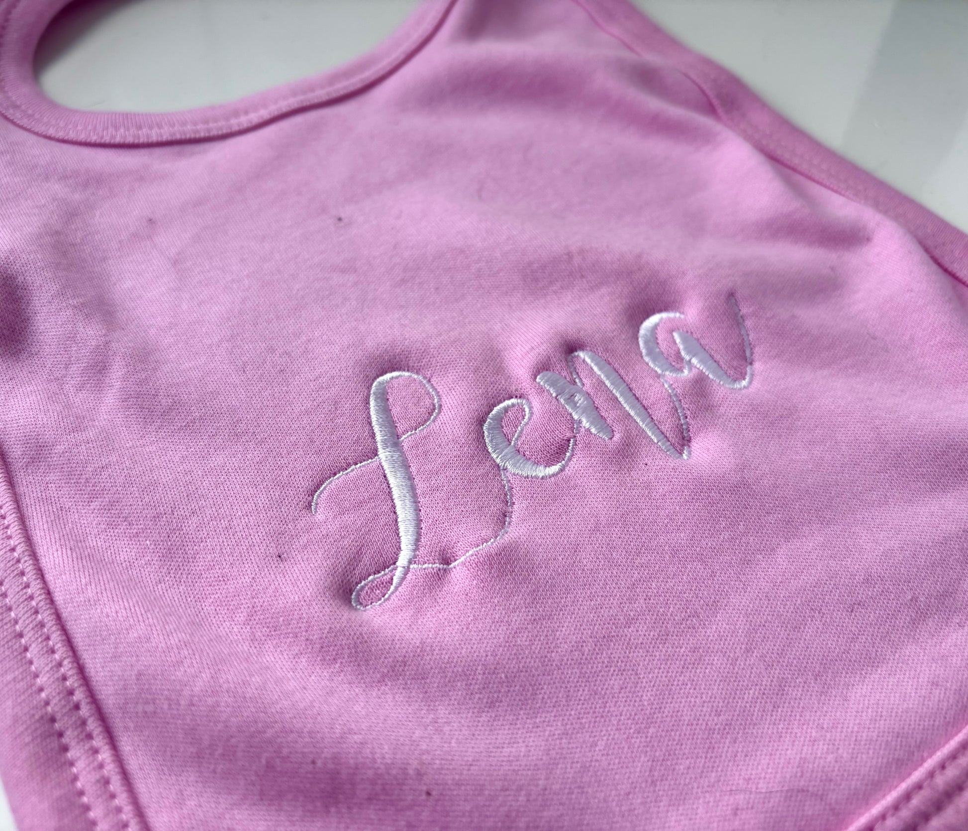 Embroidered baby clothes 